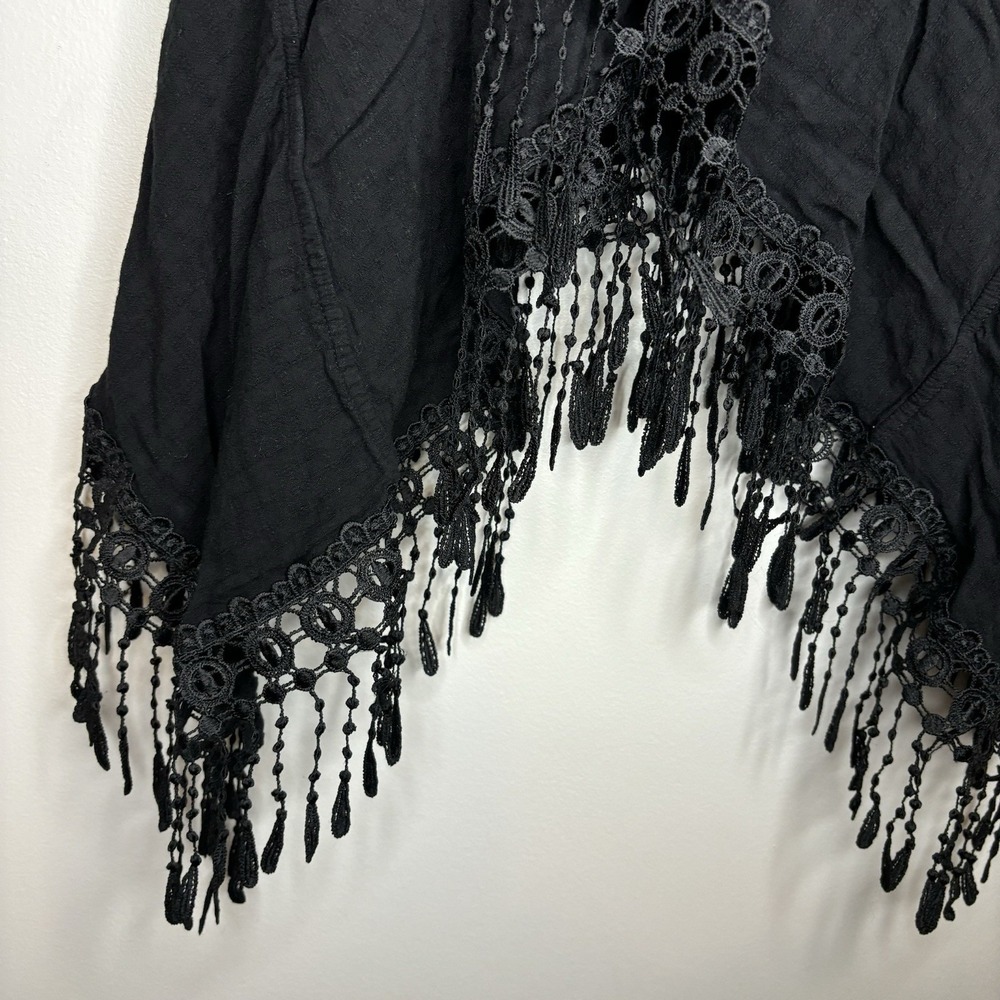 Altar'd State Crochet Vest Black Small Witchy‎ Boho Festival Whimsigoth Hippie - Picture 6 of 9